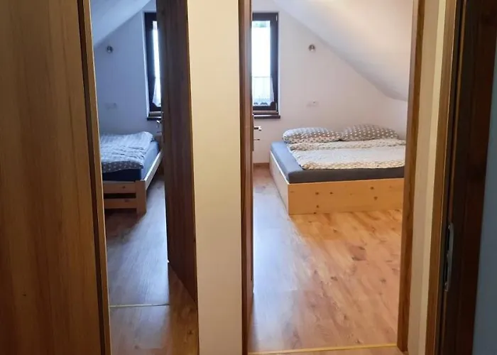 Przy Zlotym Groniu Horská chata *